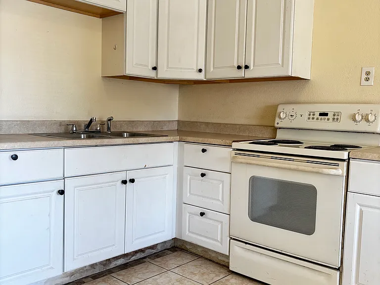 3701 S Belmar Ave — Photo 8