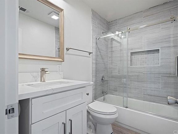 3rd image of 8483 San Capistrano Way