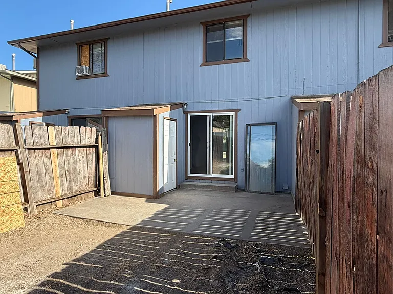 561 W Pabor Way — Photo 12