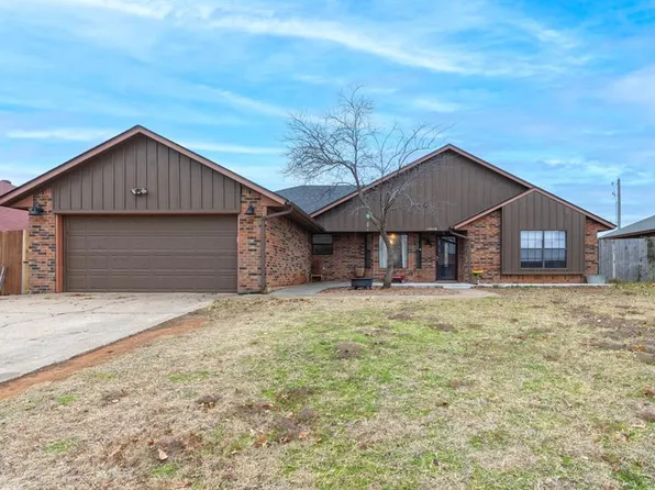 12016 Sagamore Dr, Yukon, OK 73099