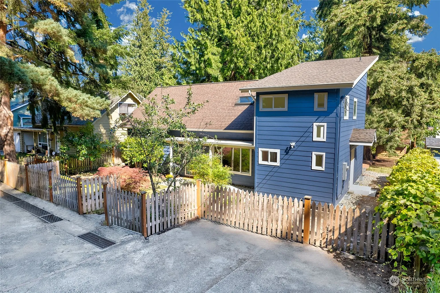 14802 Stone Avenue N photo 1
