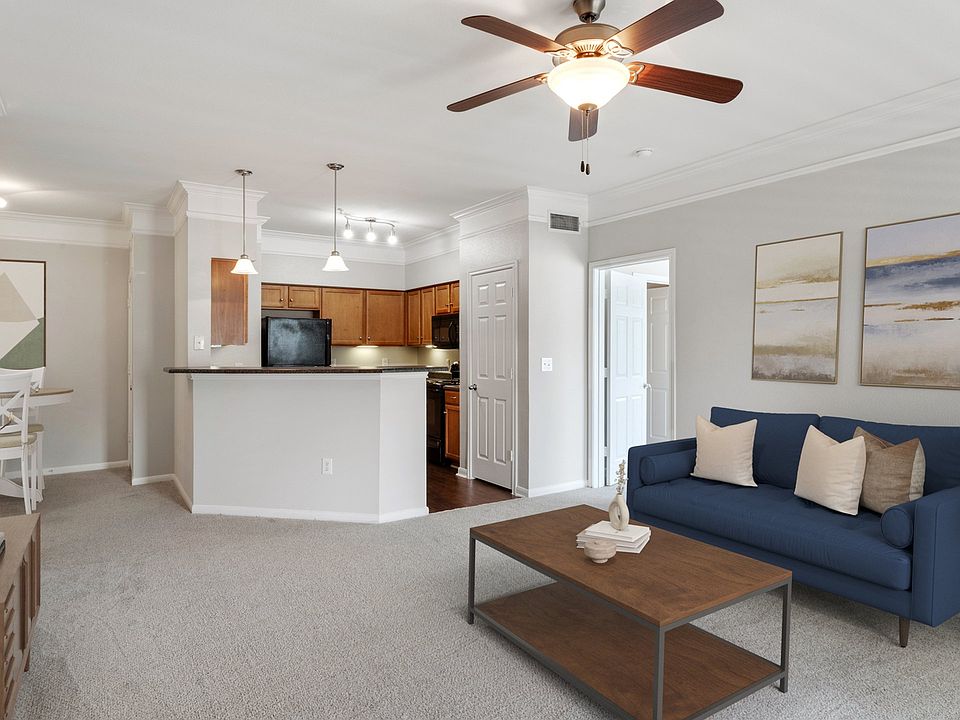 Spacious Living Room