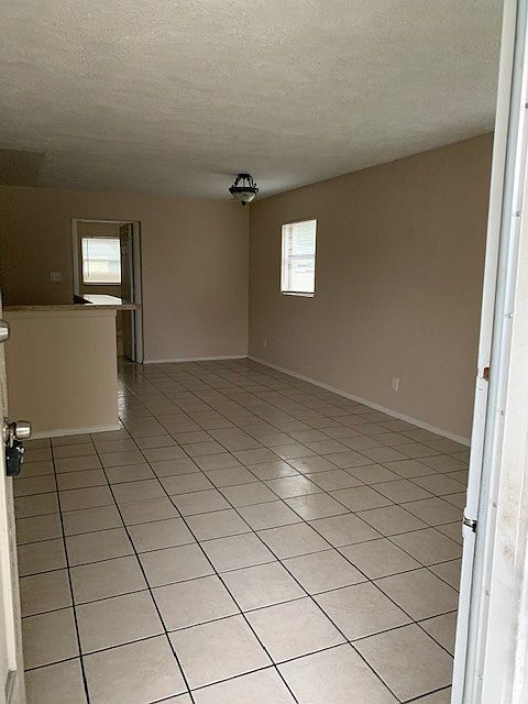 1st image of 4903 Polaris St