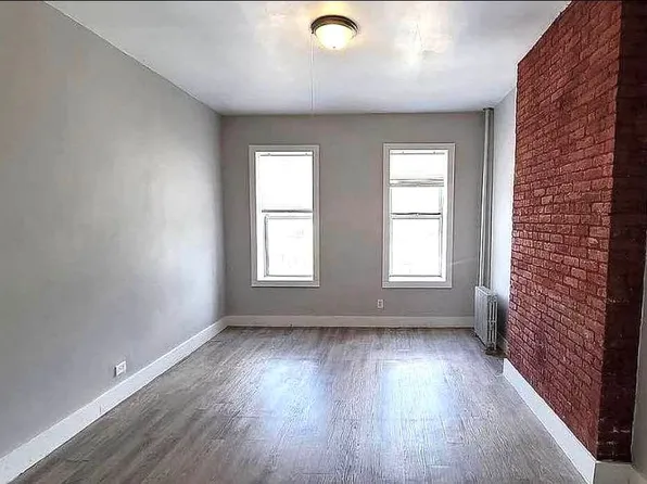 424 East 148th Street image 1 of 9
