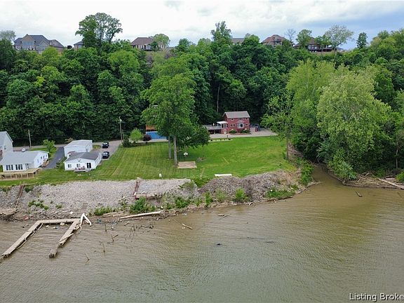 3rd image of 5820 Upper River Road #A