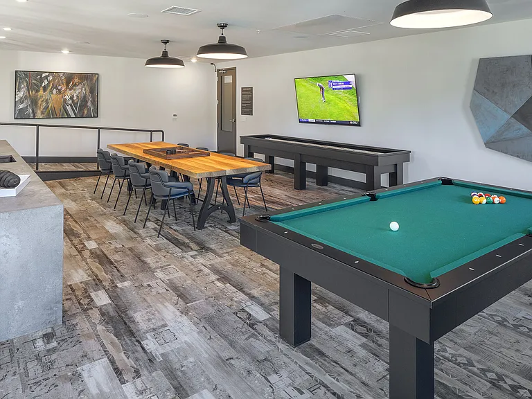 Oak Street Lofts — Photo 42