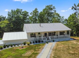 762 Ridge Rd, Robbins, TN 37852