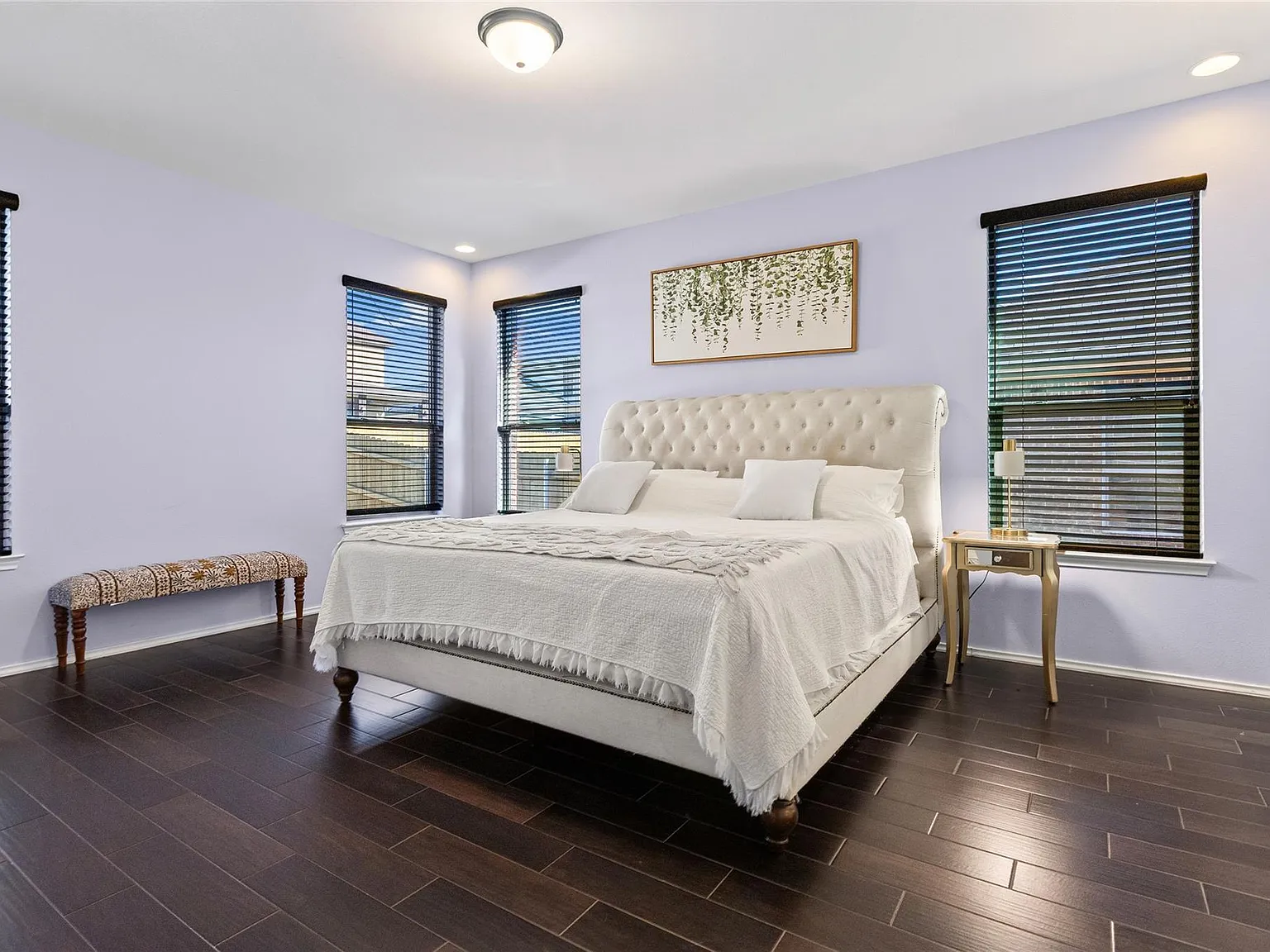 5 bed, 3.5 bath, 3166 sqft, $2,800 — Photo 3