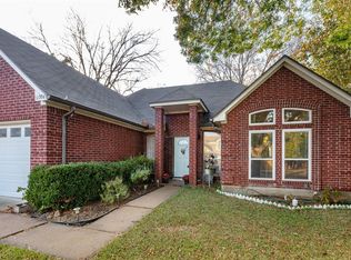 6004 Ivy Glen Dr, Arlington, TX 76017