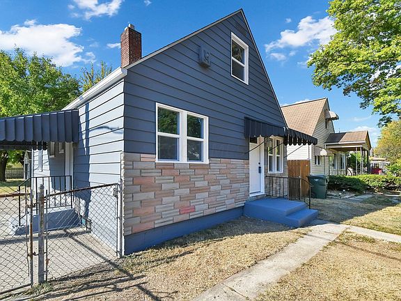 2nd image of 1285 E 16th Ave