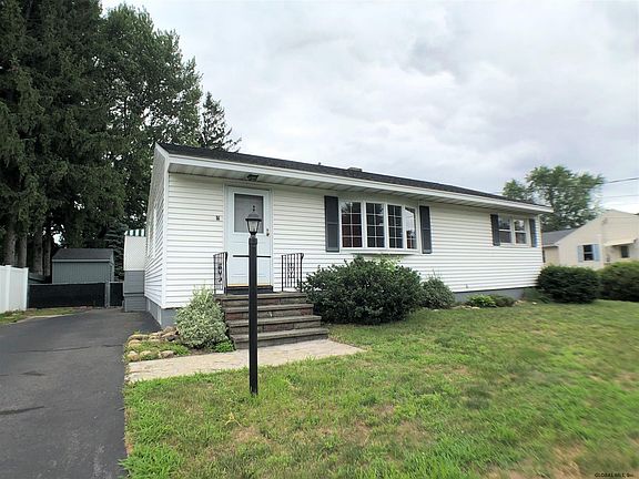 4th image of 26 Marriner Ave