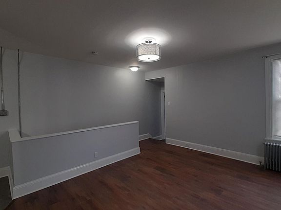 3rd image of 229 Church St APT 4