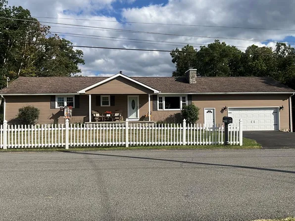 111 N Ridge Rd, Beckley, WV 25801