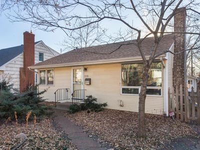 559 Frontenac Pl, Saint Paul, MN, 55104