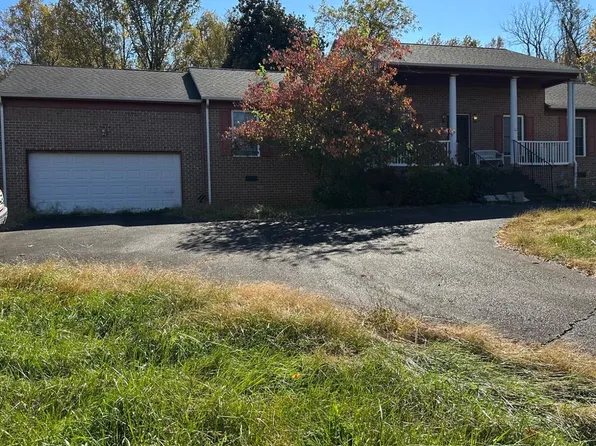 9383 Petersburg Ln, Orange, VA 22960