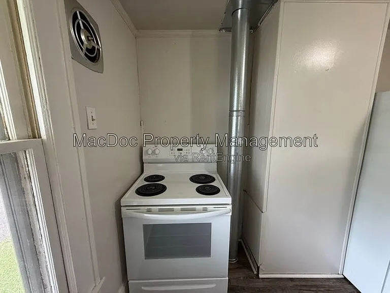 1013 Terrace St — Photo 18