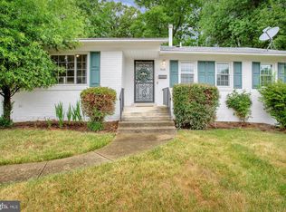 9606 Tuckerman St, Lanham, MD 20706