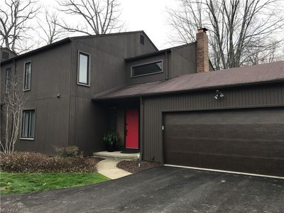 31 Oakshore Dr, Cleveland, OH, 44108