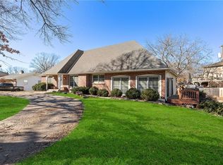 12610 Blue Ridge Ext, Grandview, MO 64030