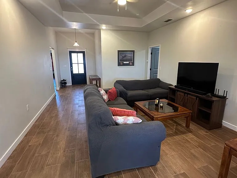 2405 Joes Ln — Photo 6