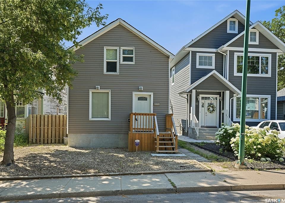 1st image of 215 26th STREET W