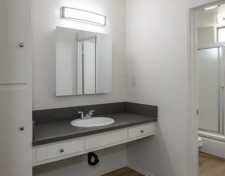 1132 Rosedale Ave — Photo 10
