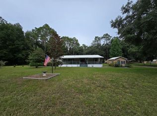 1719 NW 62nd Pl, Bell, FL 32619