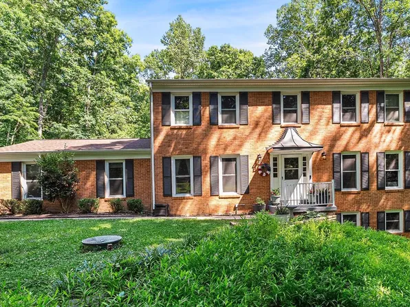 13015 Caton Pl, Manassas, VA 20112