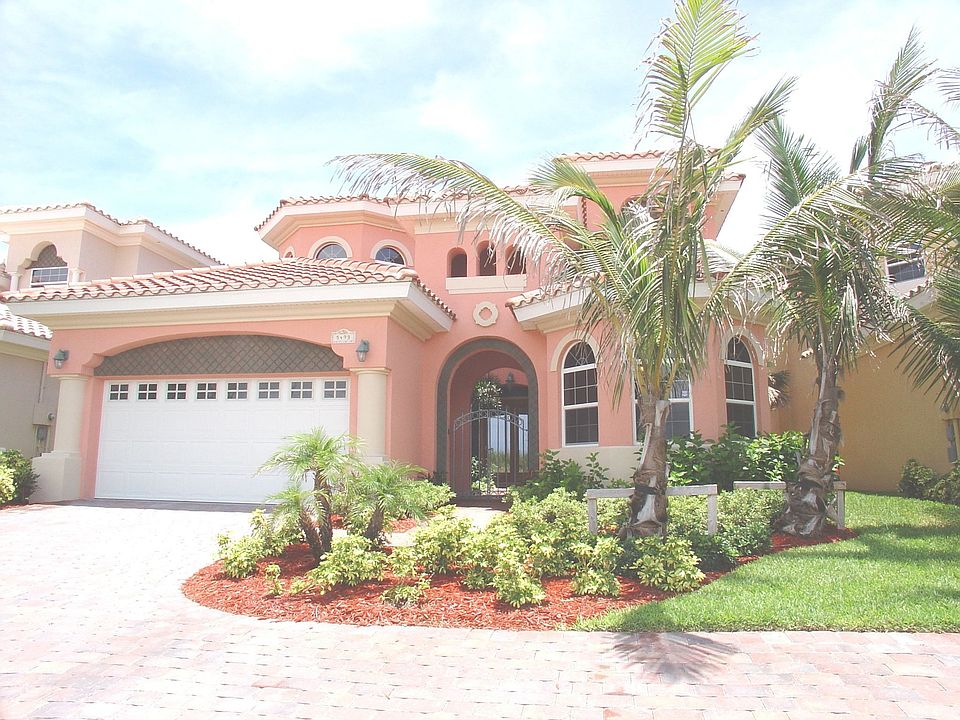 Gorgeous Direct Oceanfront Home