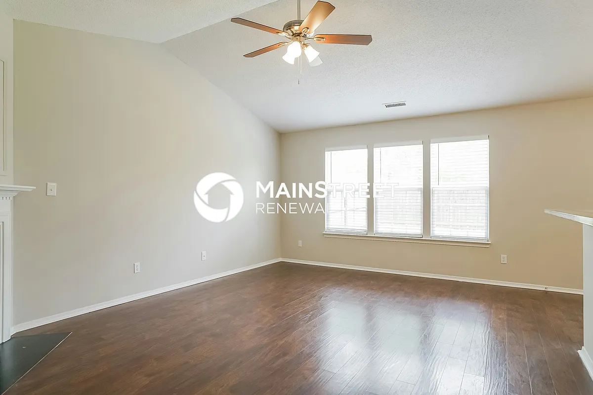 Living Room - 5368 Thunderidge Dr