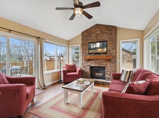 2249 Henna Ave N, Oakdale, MN 55128