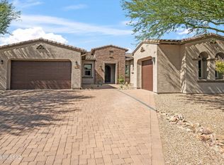 11851 N Luzon Ct, Oro Valley, AZ 85737