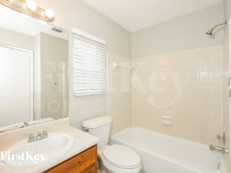 1311 Old Countryside Cir — Photo 16