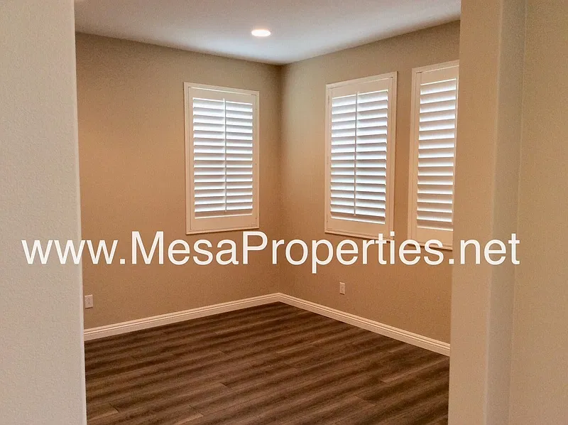 4 bed, 3.0 bath, 2973 sqft, $3,800 — Photo 4