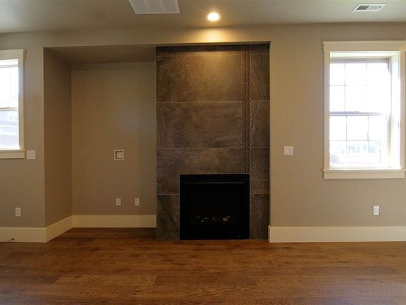 3rd image of 24461 E Pinnacle Ct