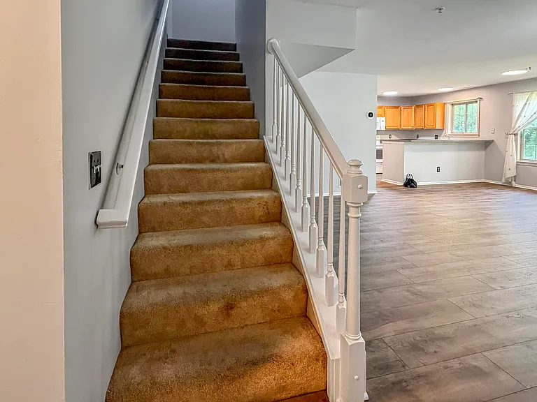 2820 Barclay Way — Photo 9