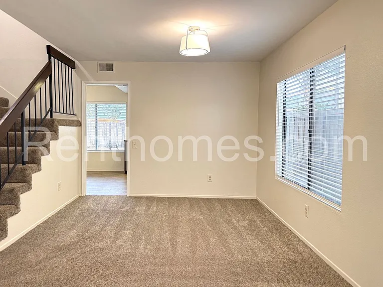 13322 Thunderhead St — Photo 4