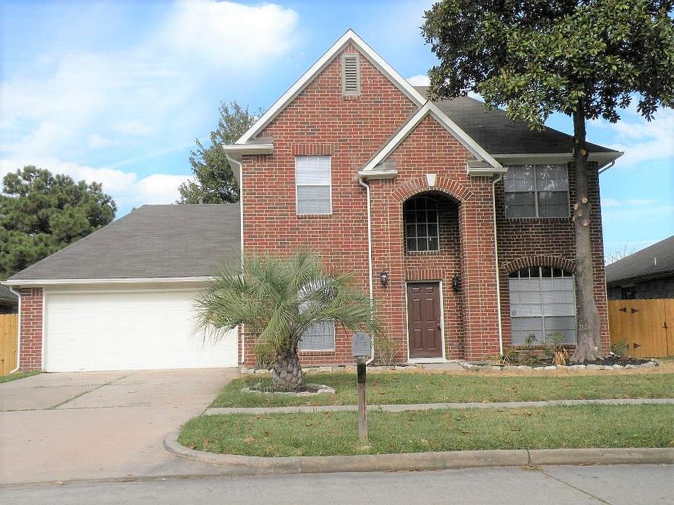 1st image of 827 N Vista Dr