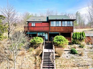 251 Sleepy Hollow Rd, Athens, NY 12015