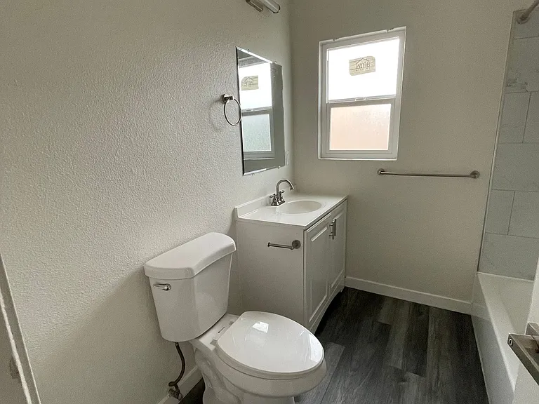 3711 Pueblo Ave #3 — Photo 14