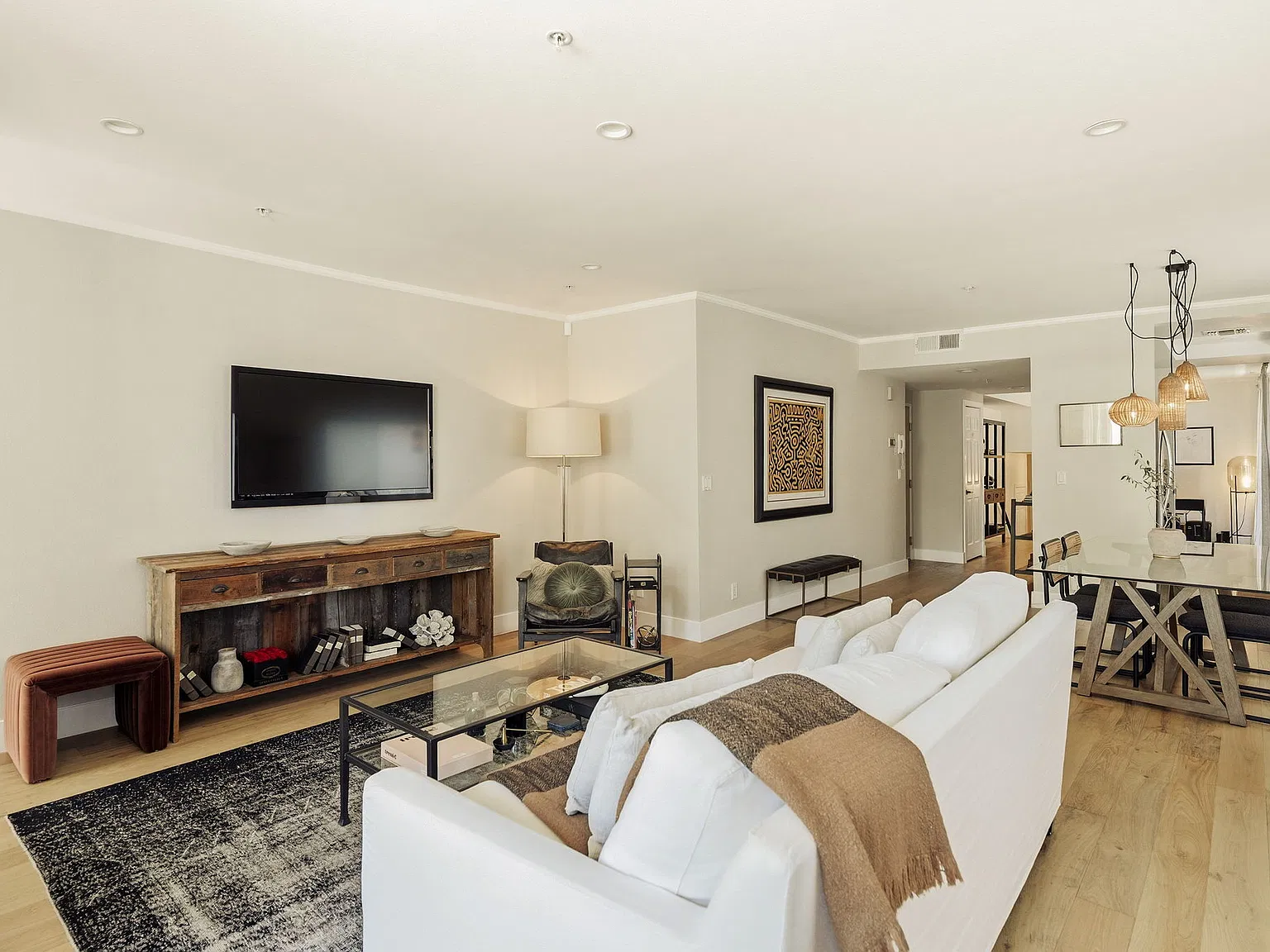 2 bed, 1410 sqft, $5,100 — Photo 4