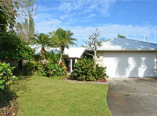 1689 SW Dyer Point Rd, Palm City, FL 34990