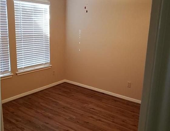 5th image of 13839 Walnut Hollow Ln