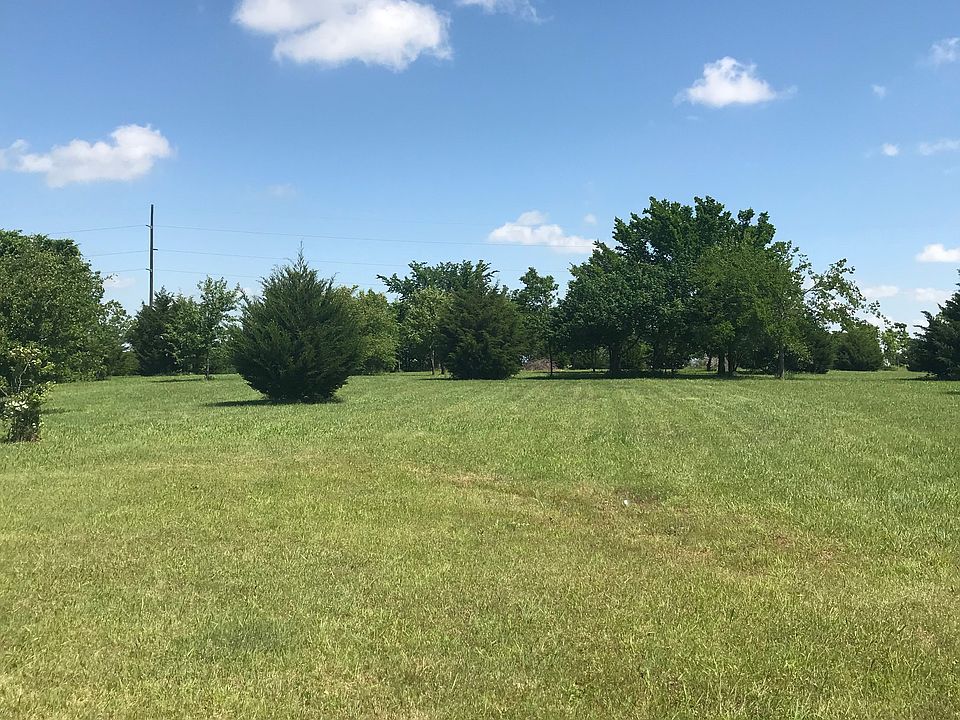 2nd image of 2837 Rustic View Dr