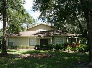 15607 Morning Dr, Lutz, FL 33559