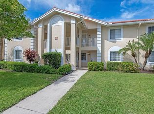 7707 Jewel Ln APT 102, Naples, FL 34109