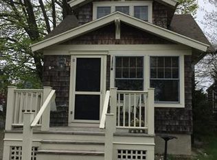 49 Pelham St, Milford, CT 06460