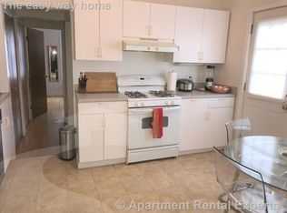 60 Sacramento St #2, Cambridge, MA 02138