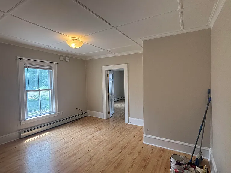 27 Upper Welden St #2 — Photo 5