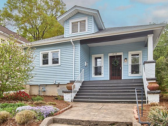 2nd image of 1208 Holloway St